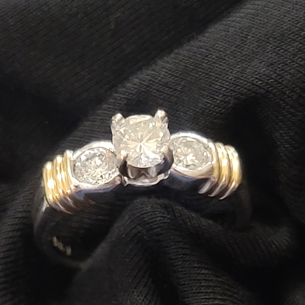 Unique Diamond Ring - image 5